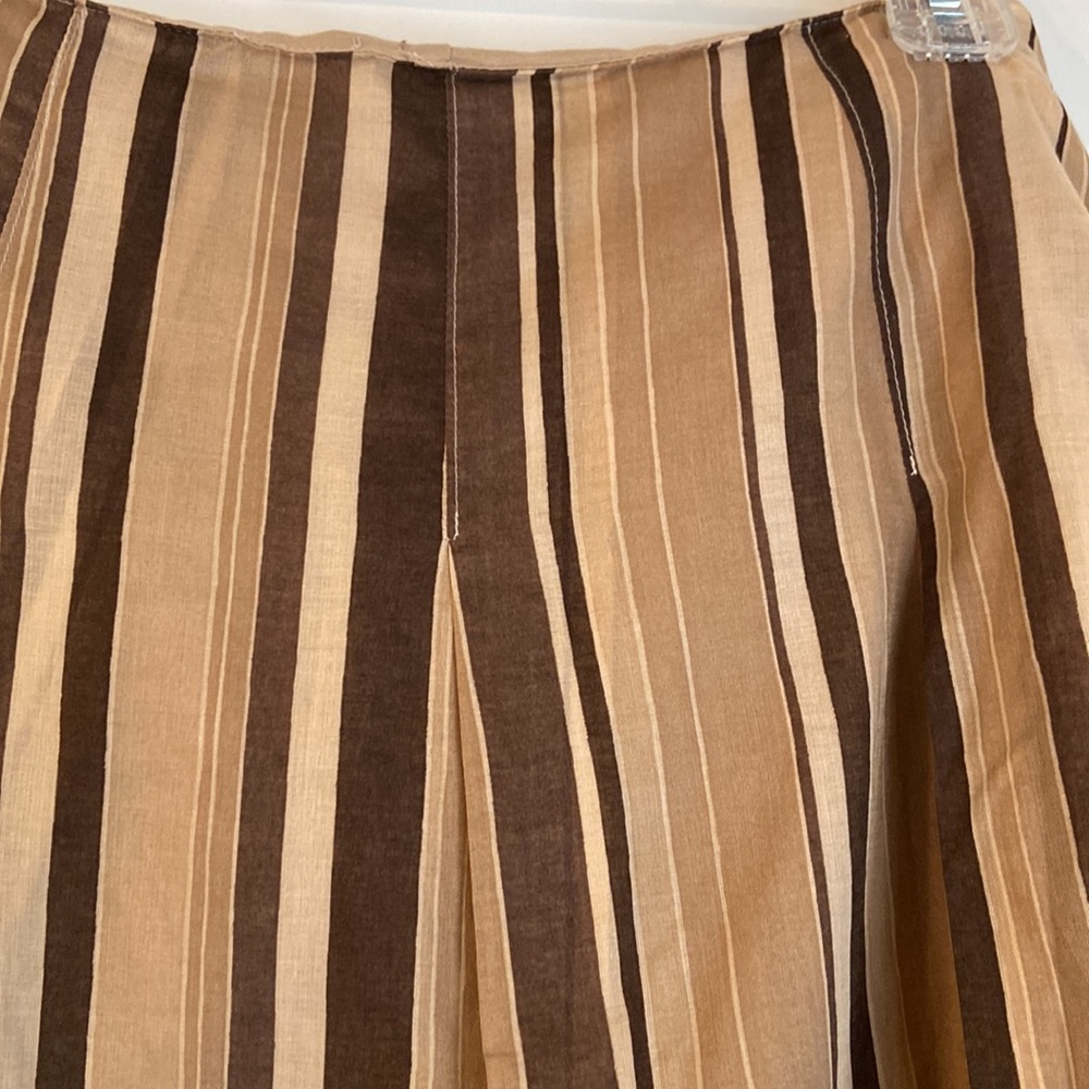 Sassy 100% cotton fully lined skirt in shades of brown & tan! Great for summer! - Picture 2 of 5